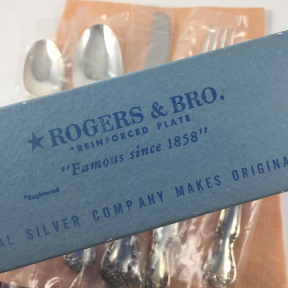 MIB 5 Piece Place Setting Daybreak Elegant Lady Silverplate 1952 Mint in Box IS - Picture 5 of 6